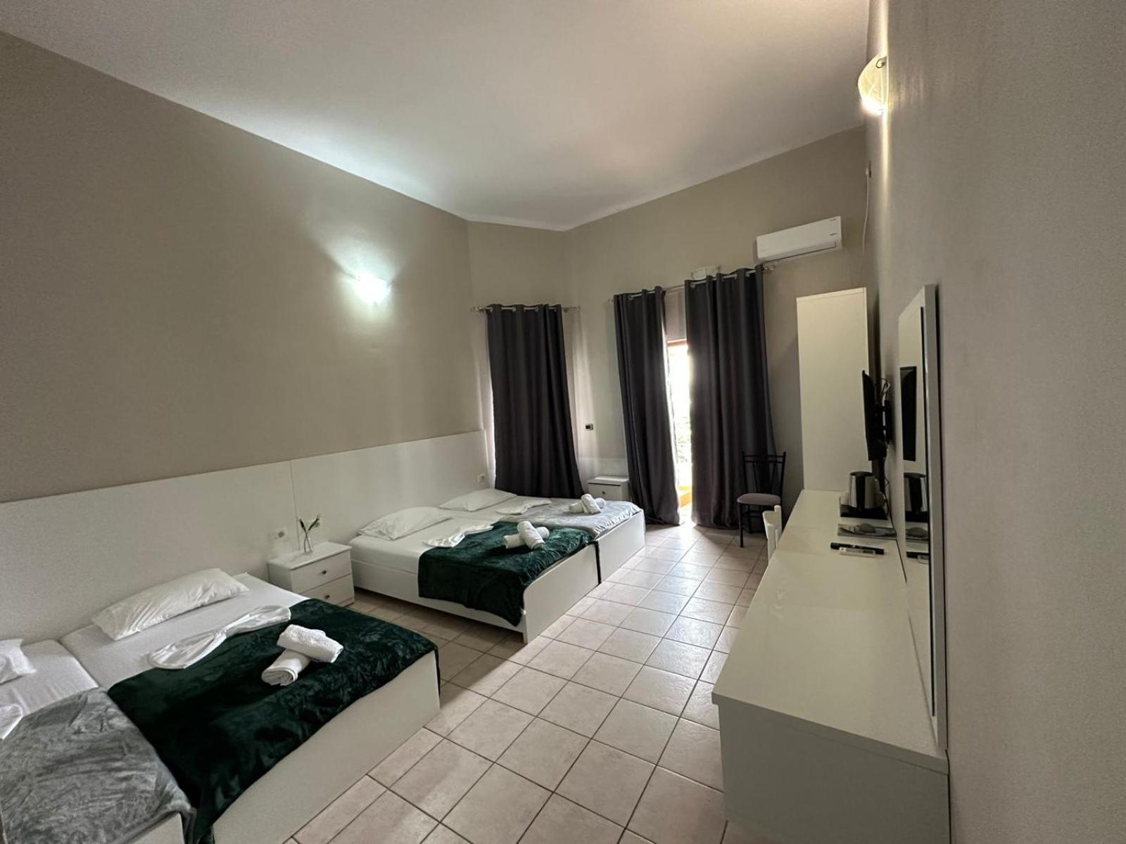 Hotel Ceka Sarandë Exteriér fotografie