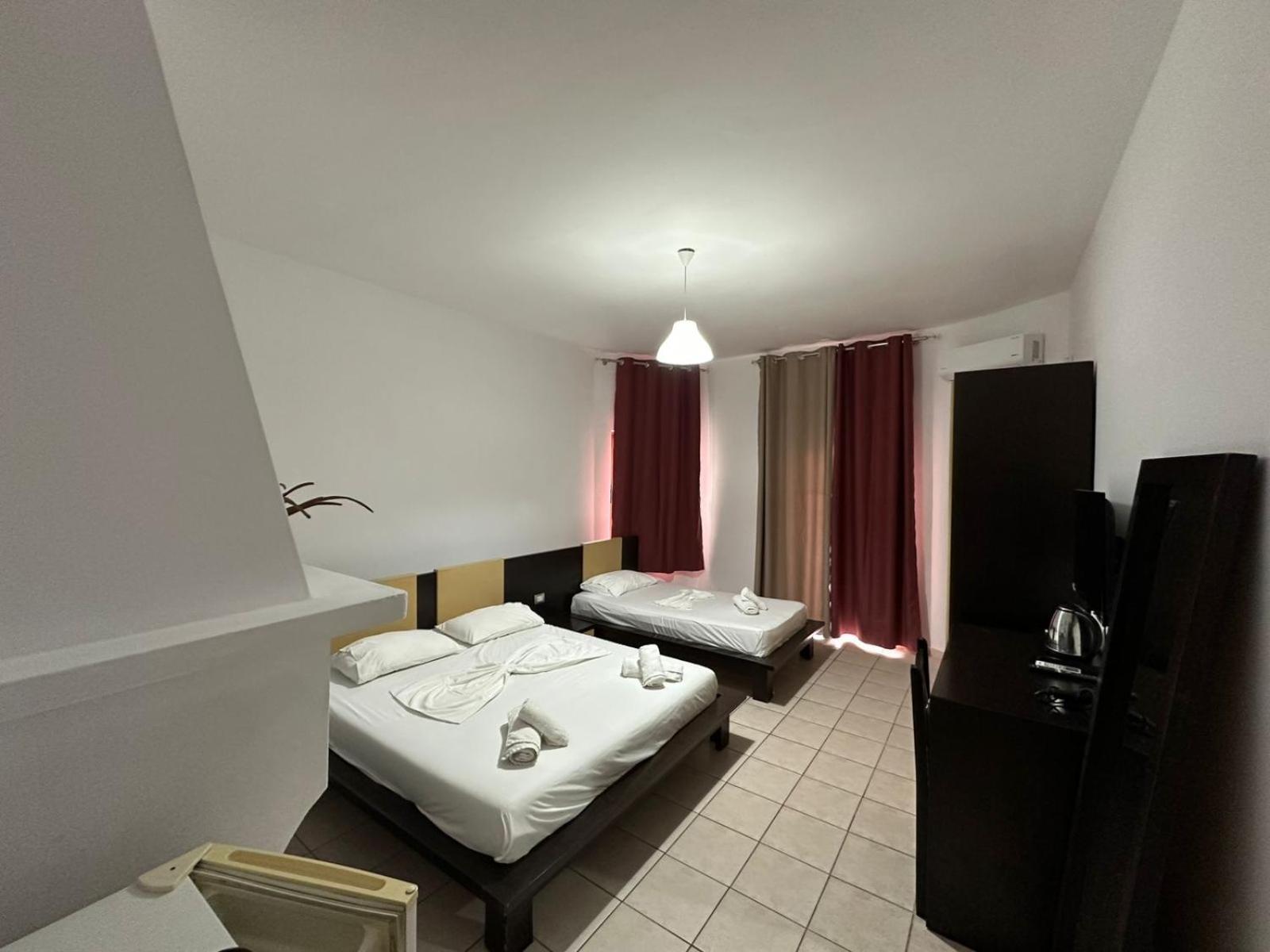 Hotel Ceka Sarandë Exteriér fotografie